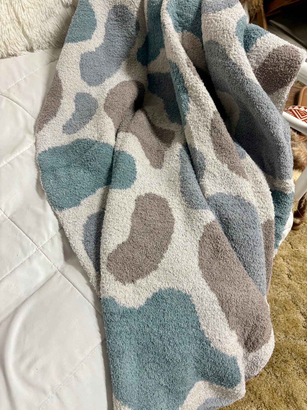 Girls Camo blanket